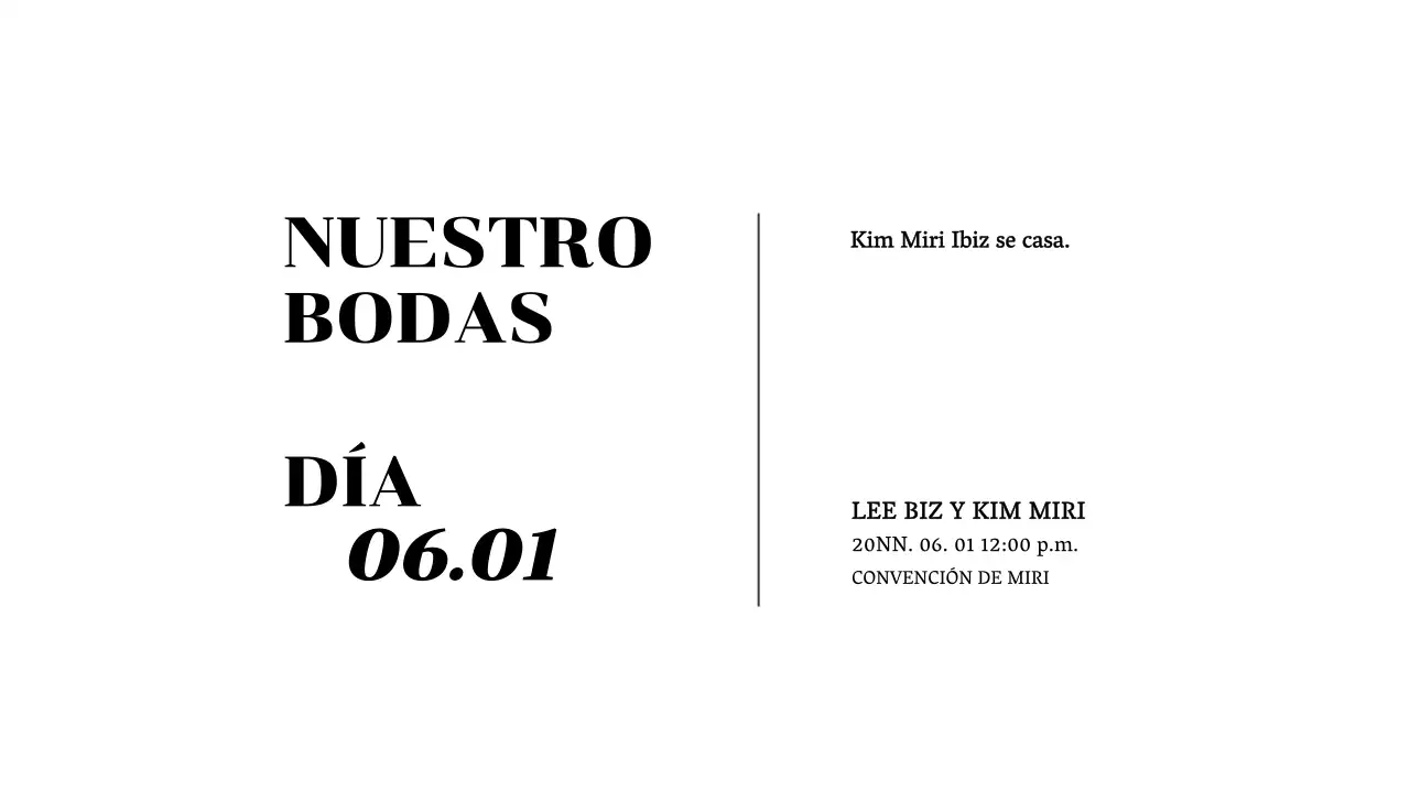 Invitación de boda sobre postal con texto en negro