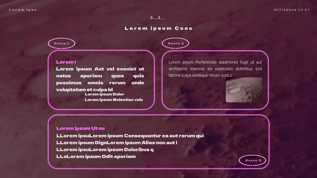 Material de formación con fotos de extraterrestres sobre fondo azul