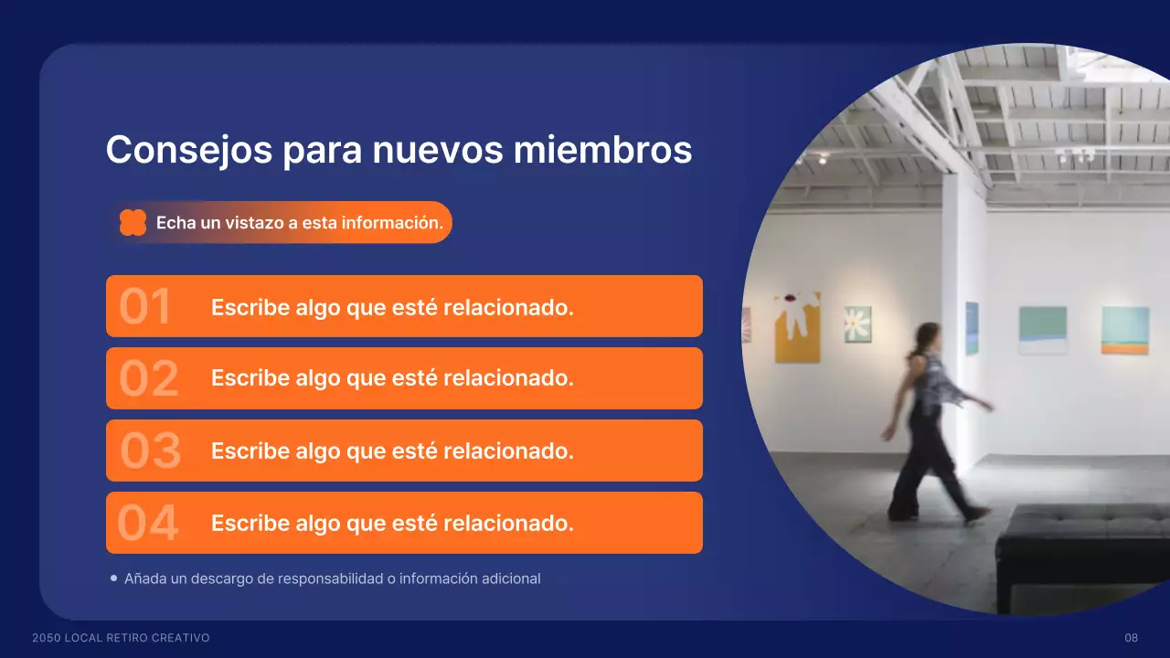 Contratación de creativos locales con formas en azul marino y colores de acento