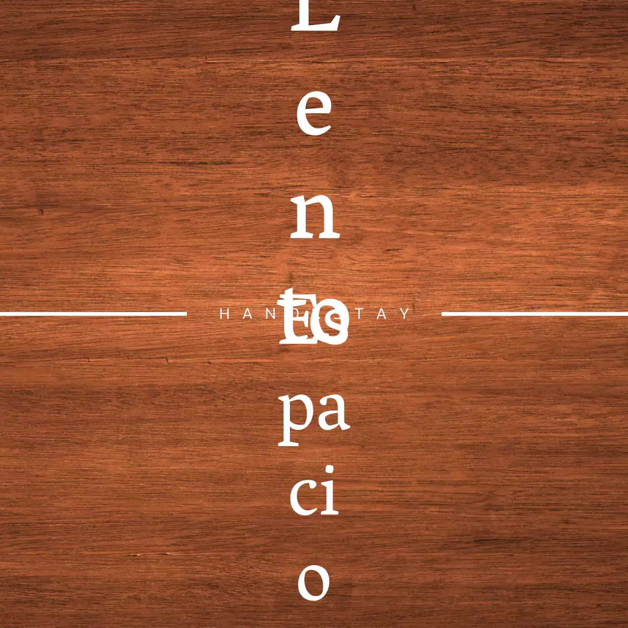 Diseño de estancia Hanok con aleros blancos y un logotipo de paisaje simplificado