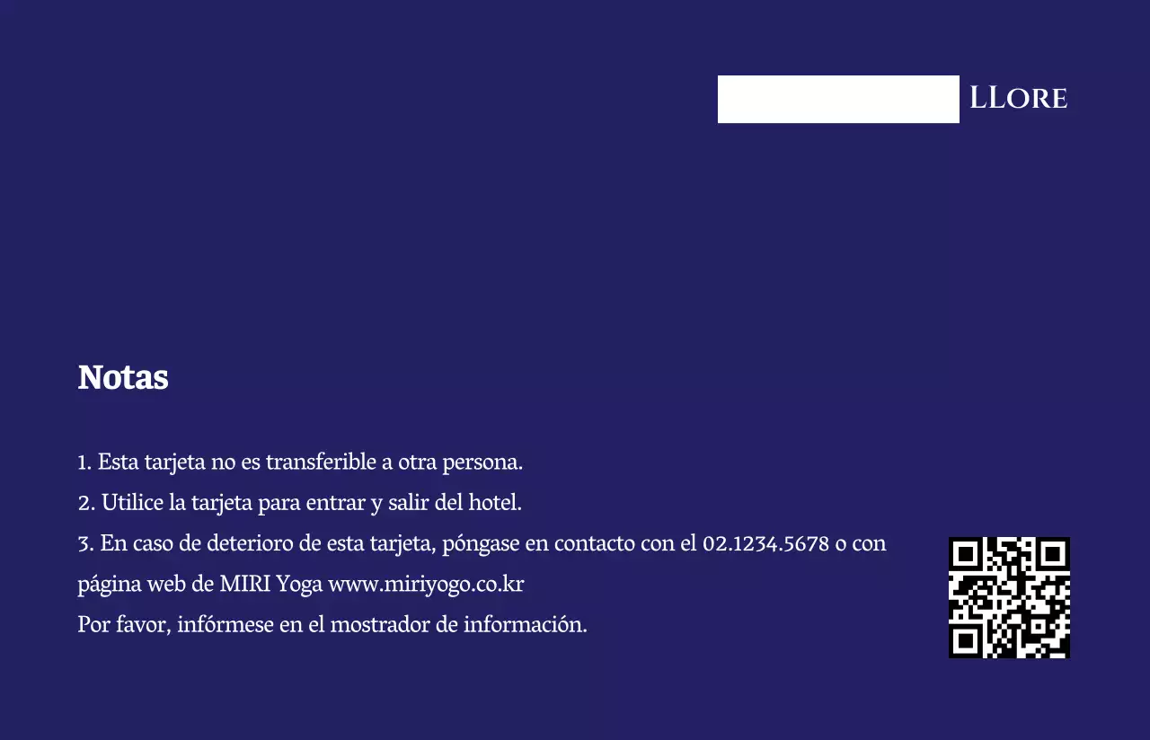 Una clase de yoga realzada por un sencillo fondo blanco y fuentes de lujo