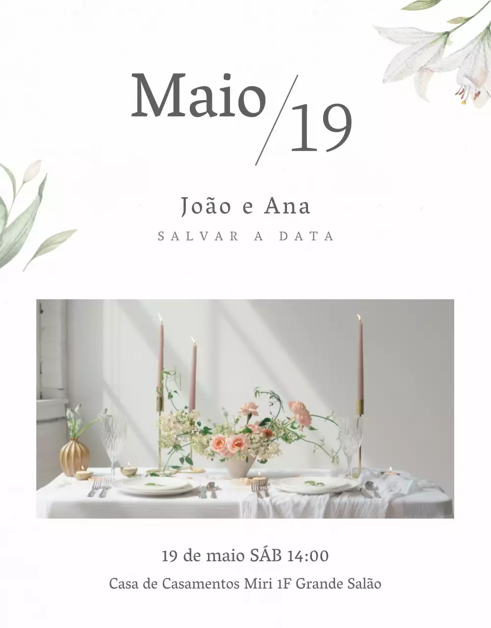 Convite de casamento cinzento claro e móbil floral