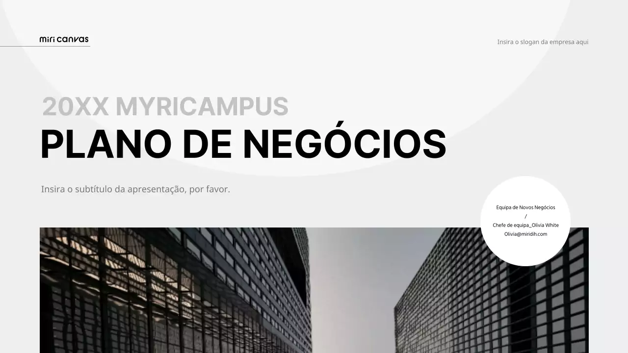 Plano de negócios para empresas em tons de cinzento