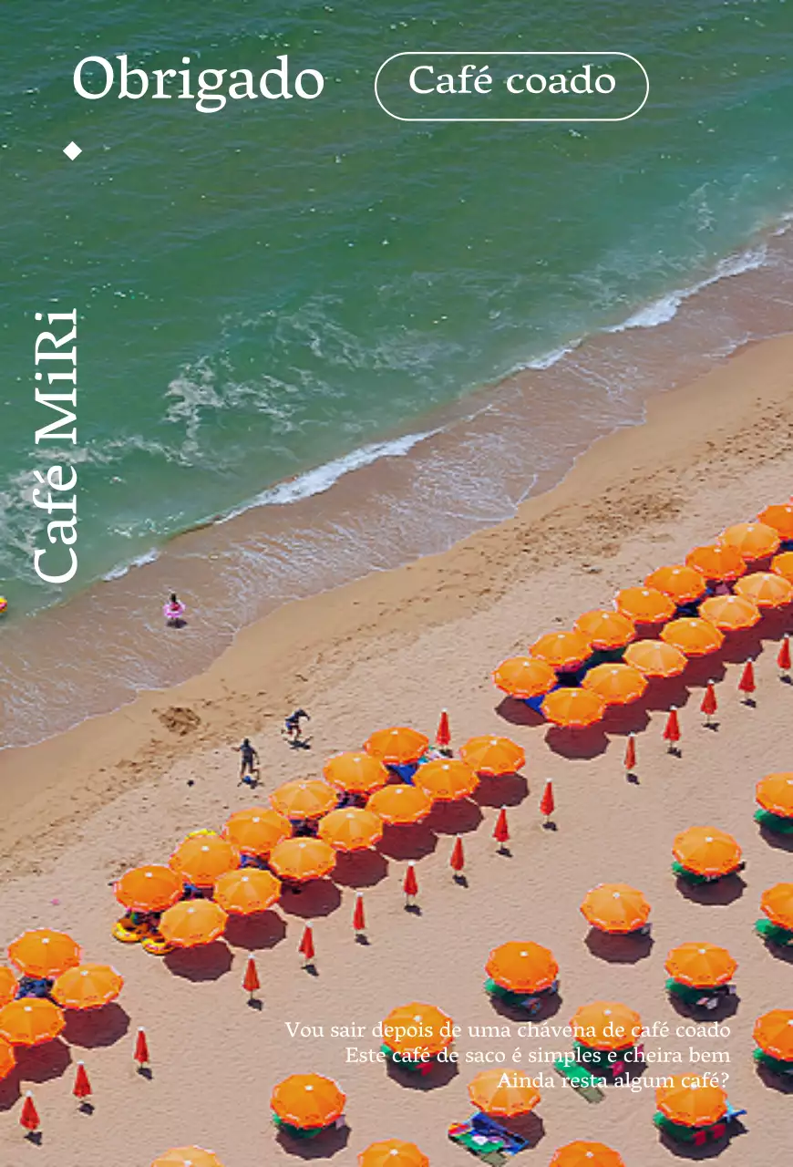 Promover um café de verão na praia com bonitos guarda-sóis cor de laranja