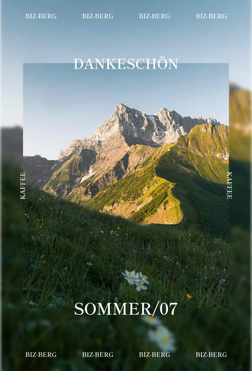 Förderung eines erfrischenden Cafés vor einer Bergkulisse