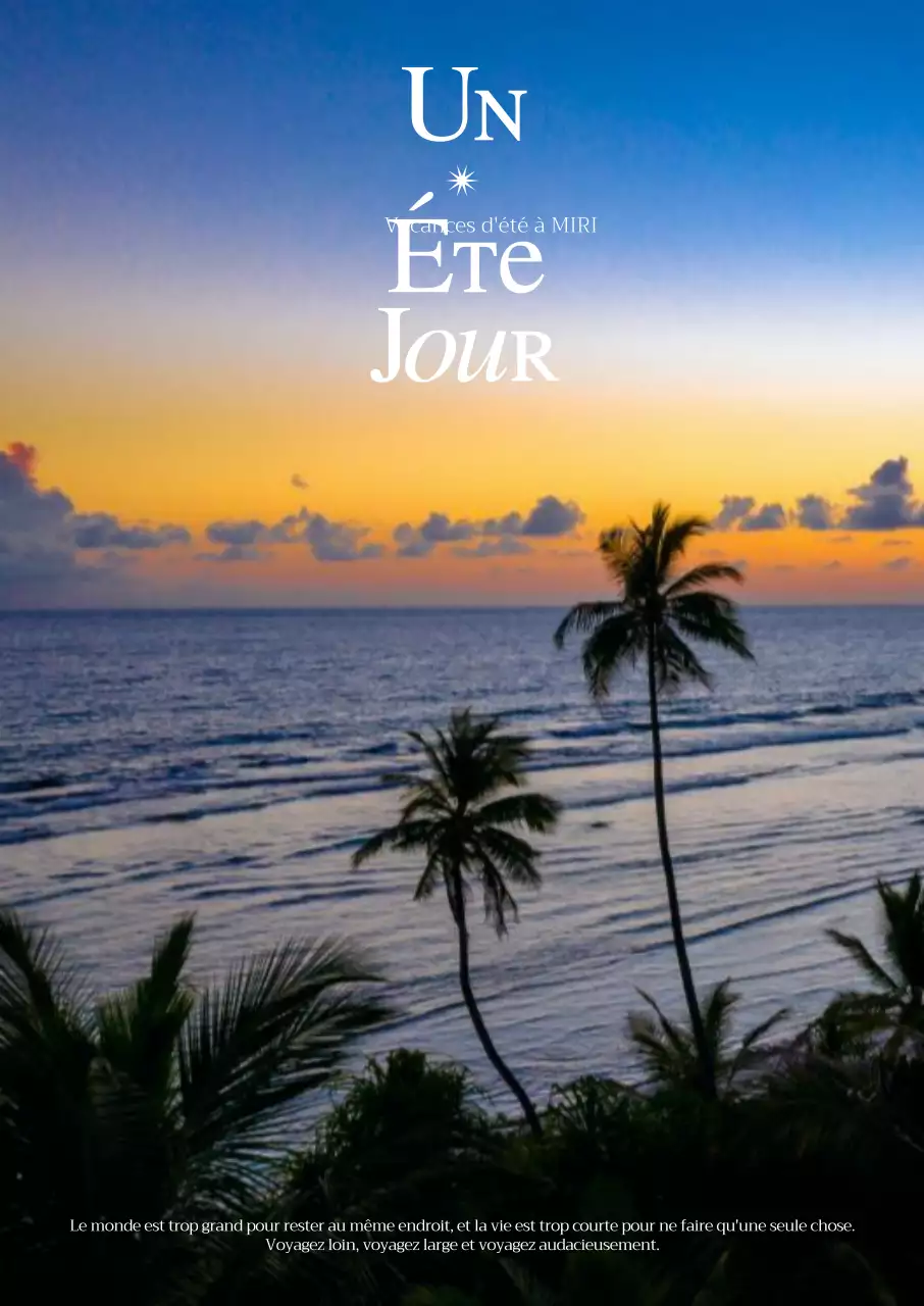 Intérieur d'un palmier d'été sur fond de soleil couchant