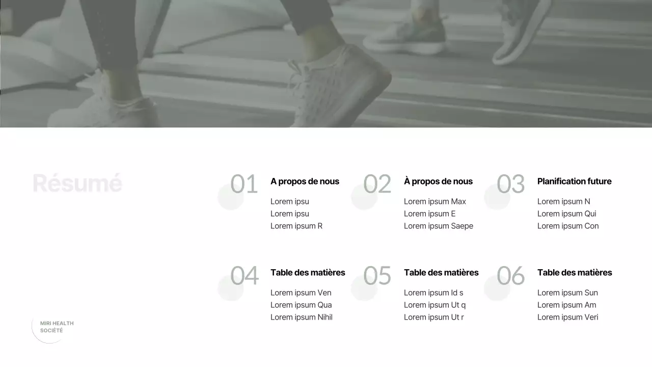 Rapport d'activité d'une entreprise de santé, calme et propre, dans des tons vert foncé