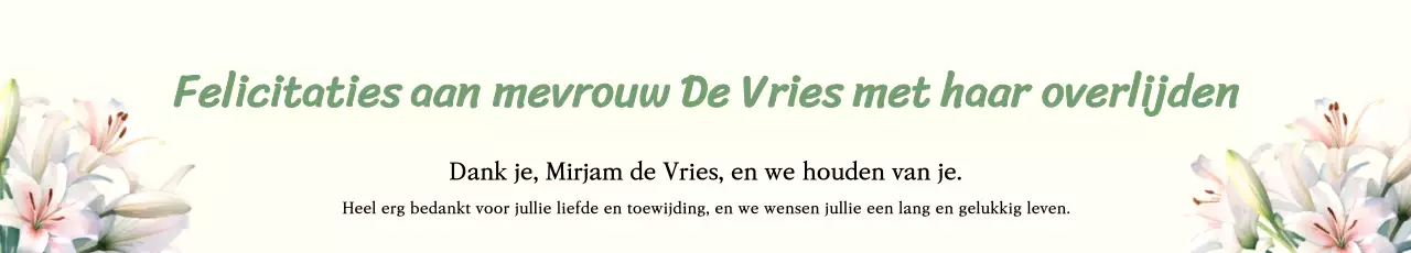 PR van Hee-yeon Ko met lelies op een ivoorkleurige achtergrond