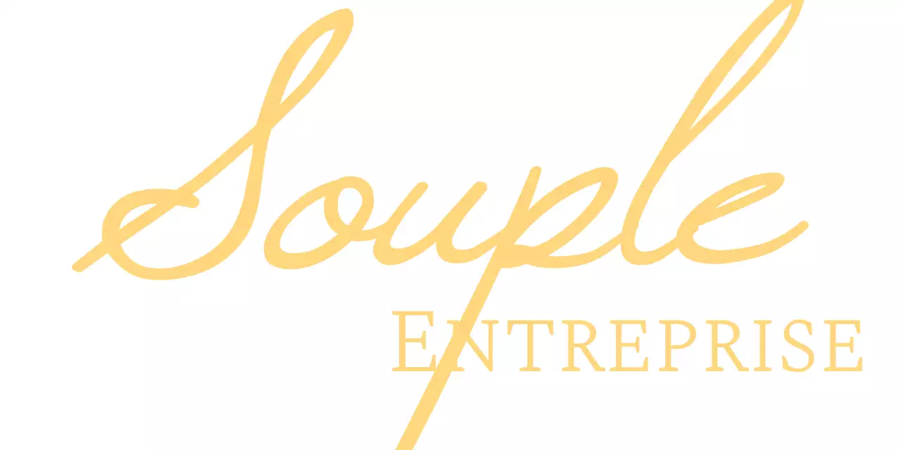 Logo de l'entreprise dans une police cursive luxueuse en jaune clair.