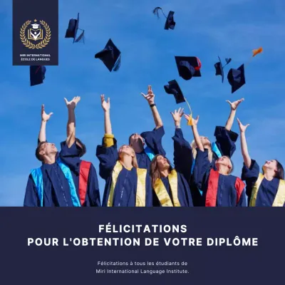 Célébration de la remise des diplômes de l'école de langues Navy Formal Simple