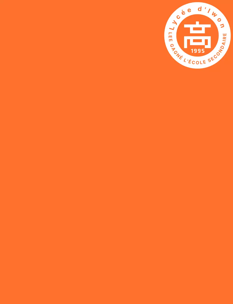 T-shirt pour le personnel du festival de l'école secondaire dans un style épuré, orange et blanc, avec un logo en forme d'emblème