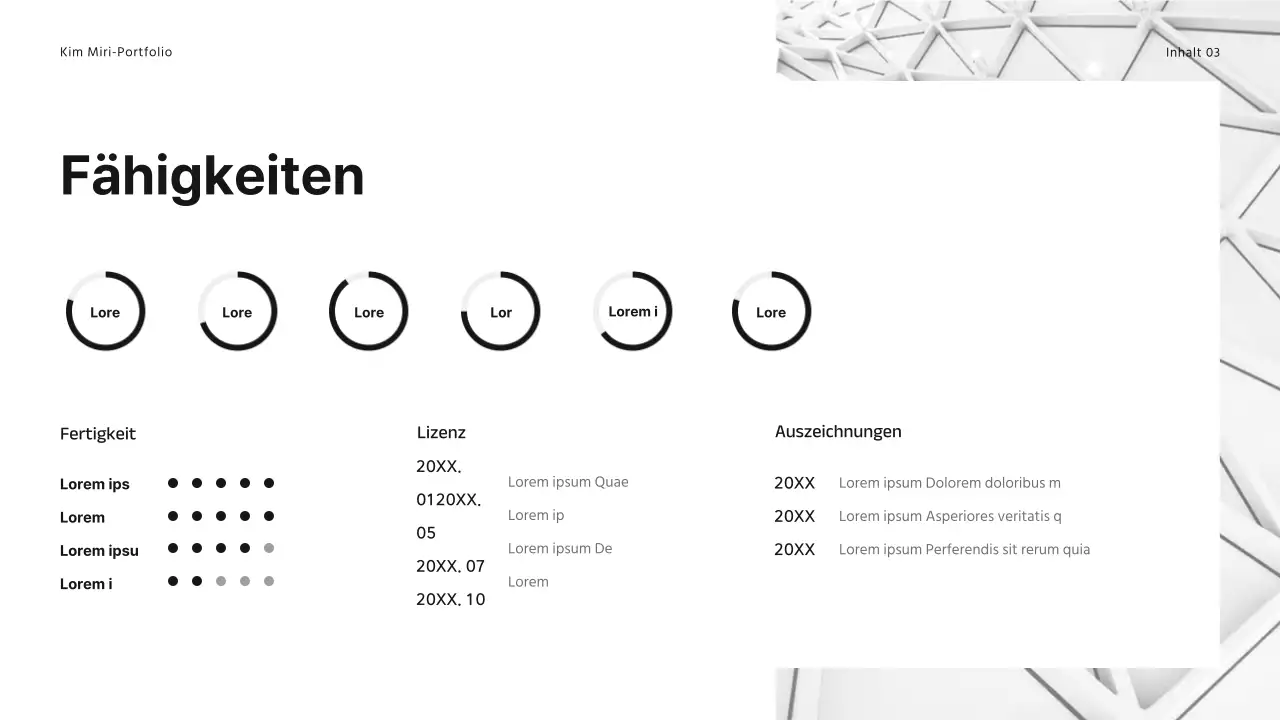 Einfache Studentenmappe in Weiß und Schwarz