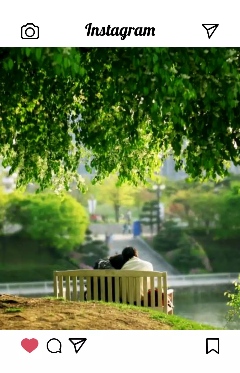 Concept de cadre photo Instagram simple et moderne dans des couleurs vives et chaudes pour des cadeaux personnalisés.