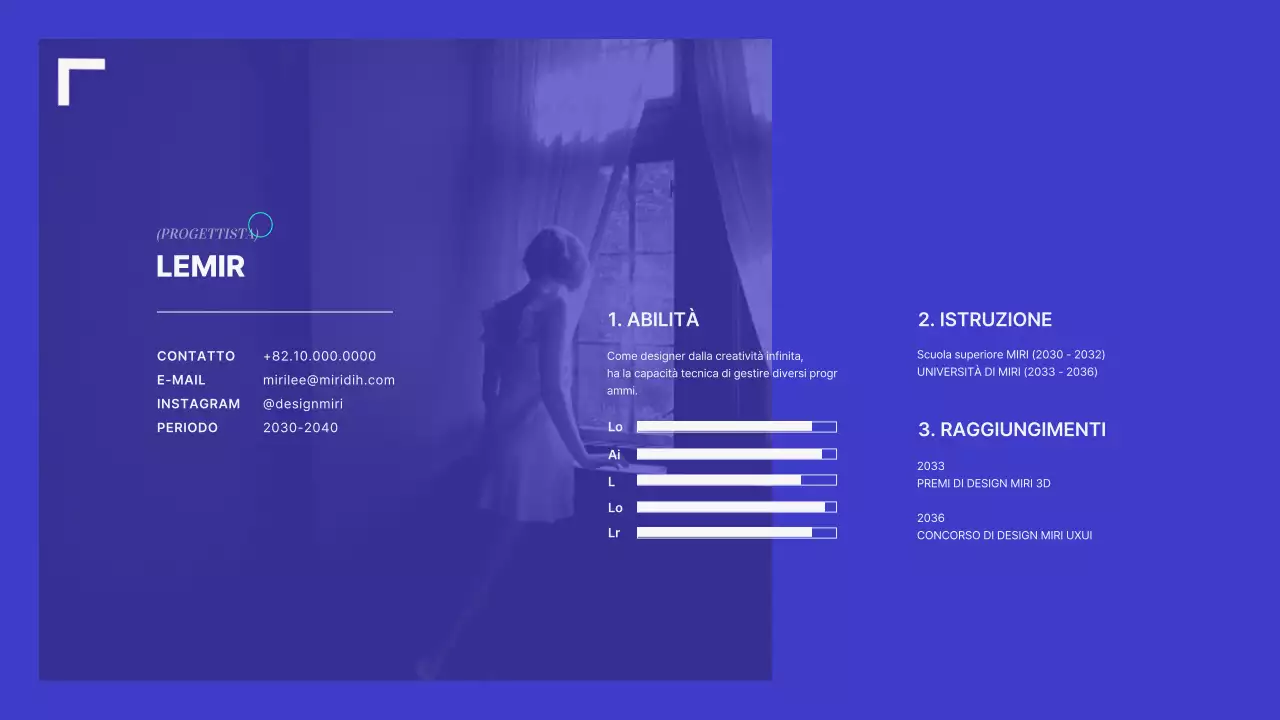 Un portafoglio semplice in blu e bianco