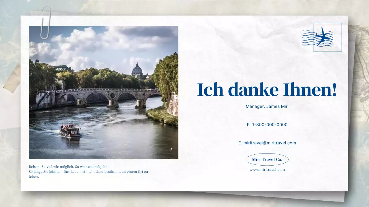 Ein postkartenähnliches Reisebüro in Blau- und Pastelltönen