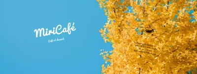 Faites la promotion de votre café avec un paysage automnal de ginkgo bleu ciel et jaune.