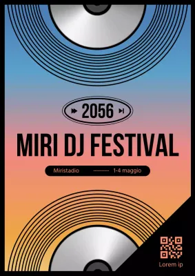 Festival DJ che evidenzia i CD su uno sfondo sfumato arancione e cielo