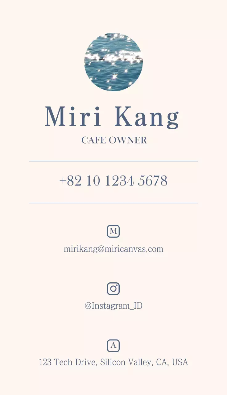 Kartu Nama Kafe Elegan Beige