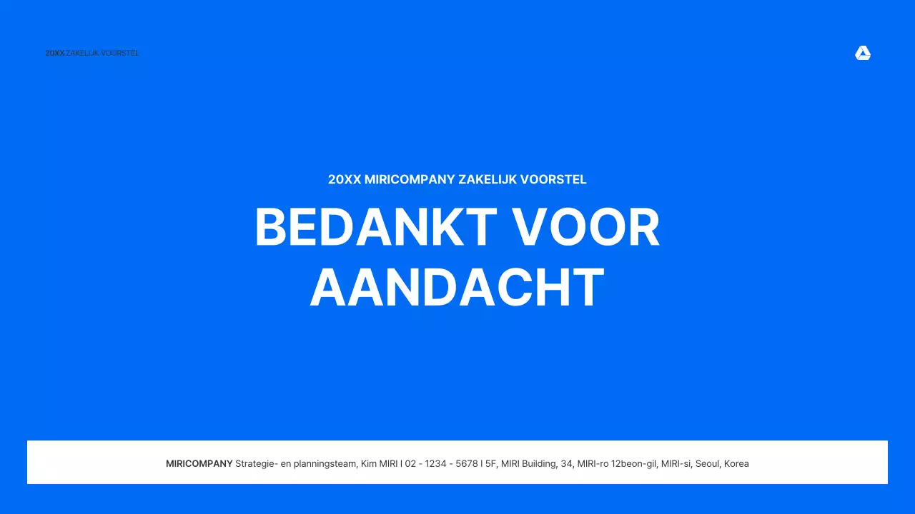 Strakke, intuïtieve presentatiekit voor zakelijke voorstellen in blauw en lichtgrijs