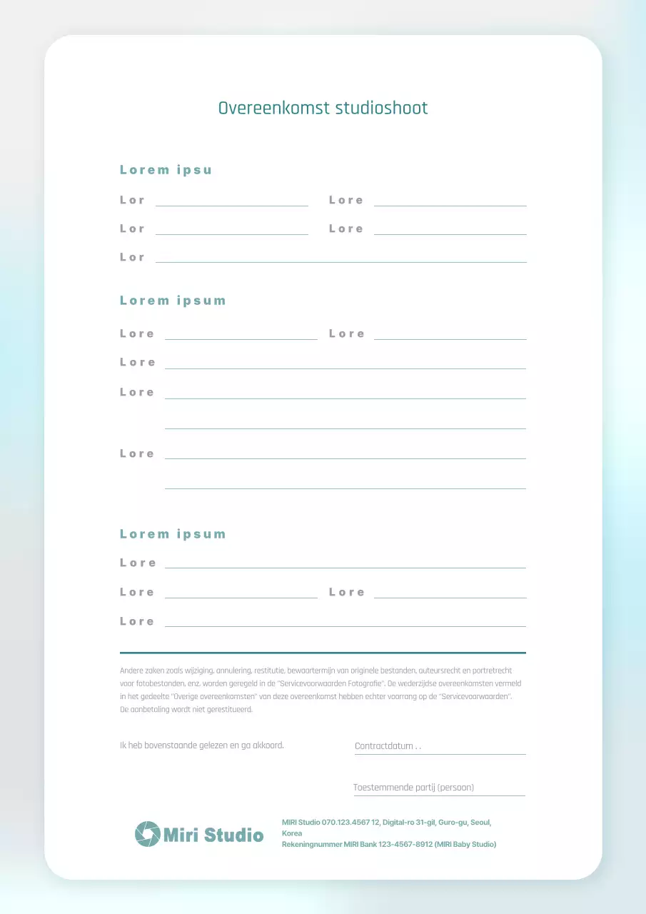 Studio shoot contract met een zacht verlopende achtergrond in pastelkleuren