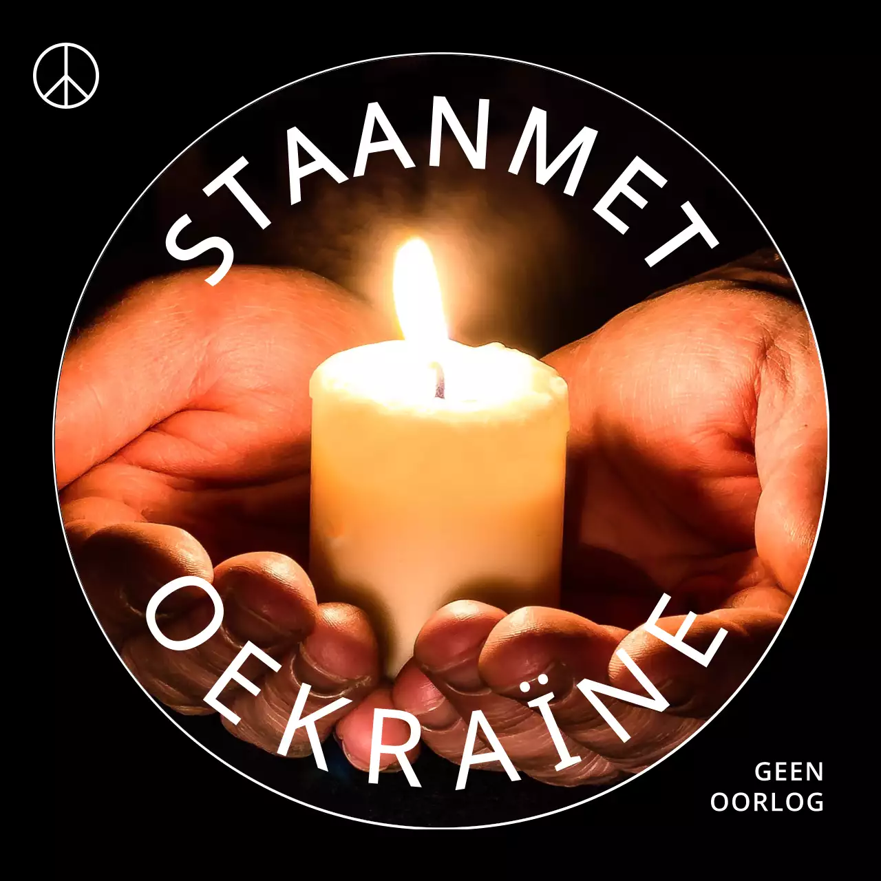 Foto bij kaarslicht van gebeden tegen de oorlog in Oekraïne