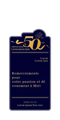 Une célébration simple et épurée en bleu marine et or