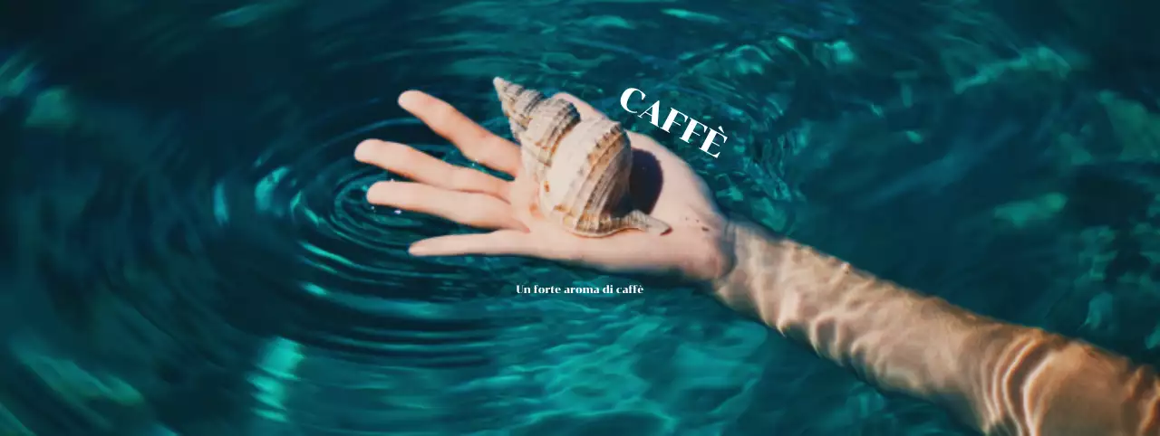 Promuovete il vostro caffè con la foto di una mano che tiene in mano acqua e conchiglie