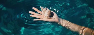 Promuovete il vostro caffè con la foto di una mano che tiene in mano acqua e conchiglie