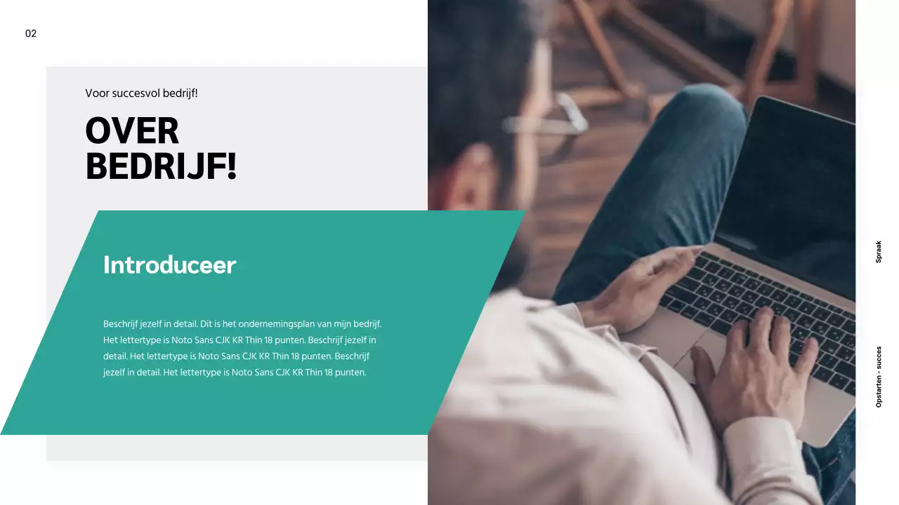 Eenvoudig, mintkleurig voorstel voor marketingbedrijf