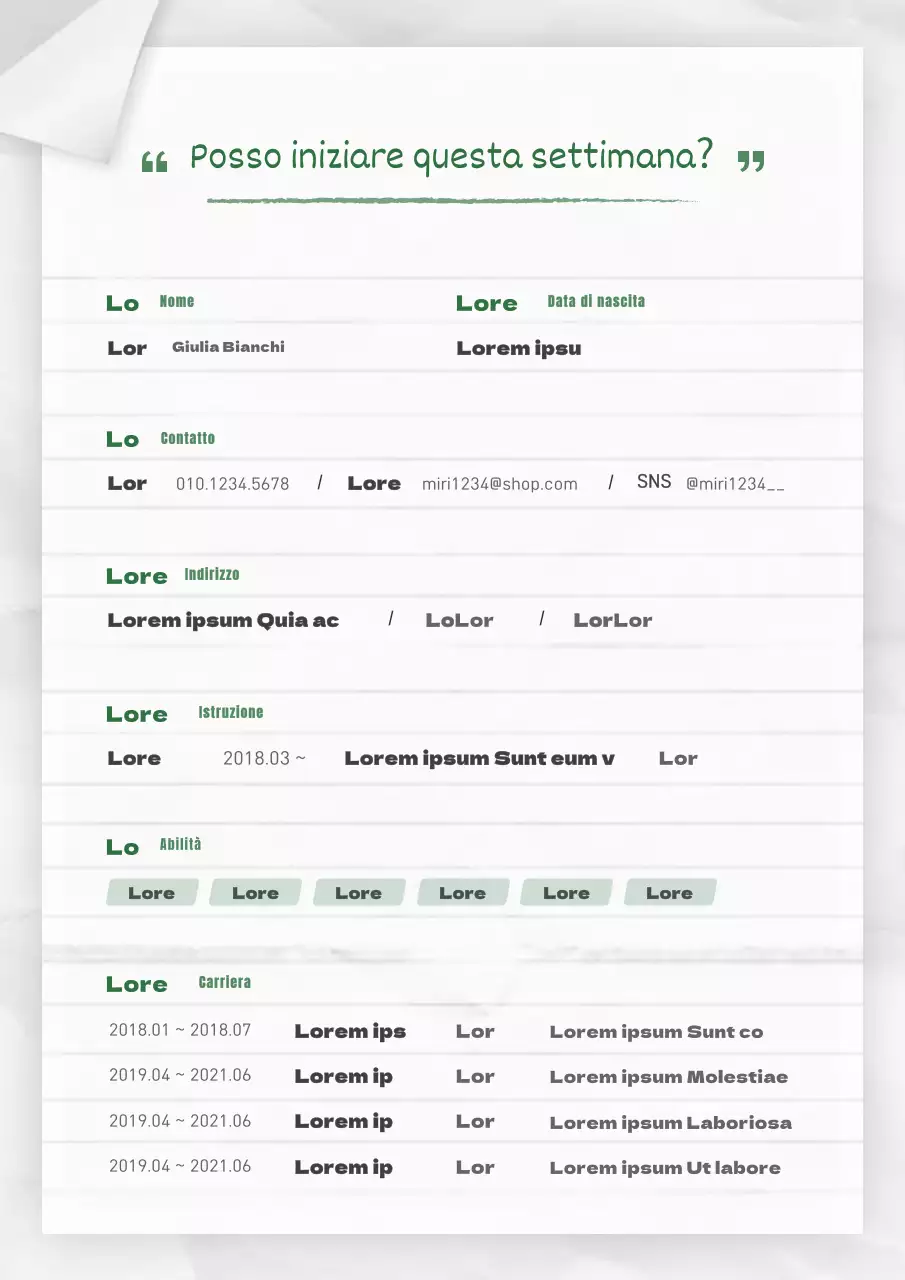 Un quaderno ordinato a righe bianche e verdi concetto di domanda di lavoro part-time