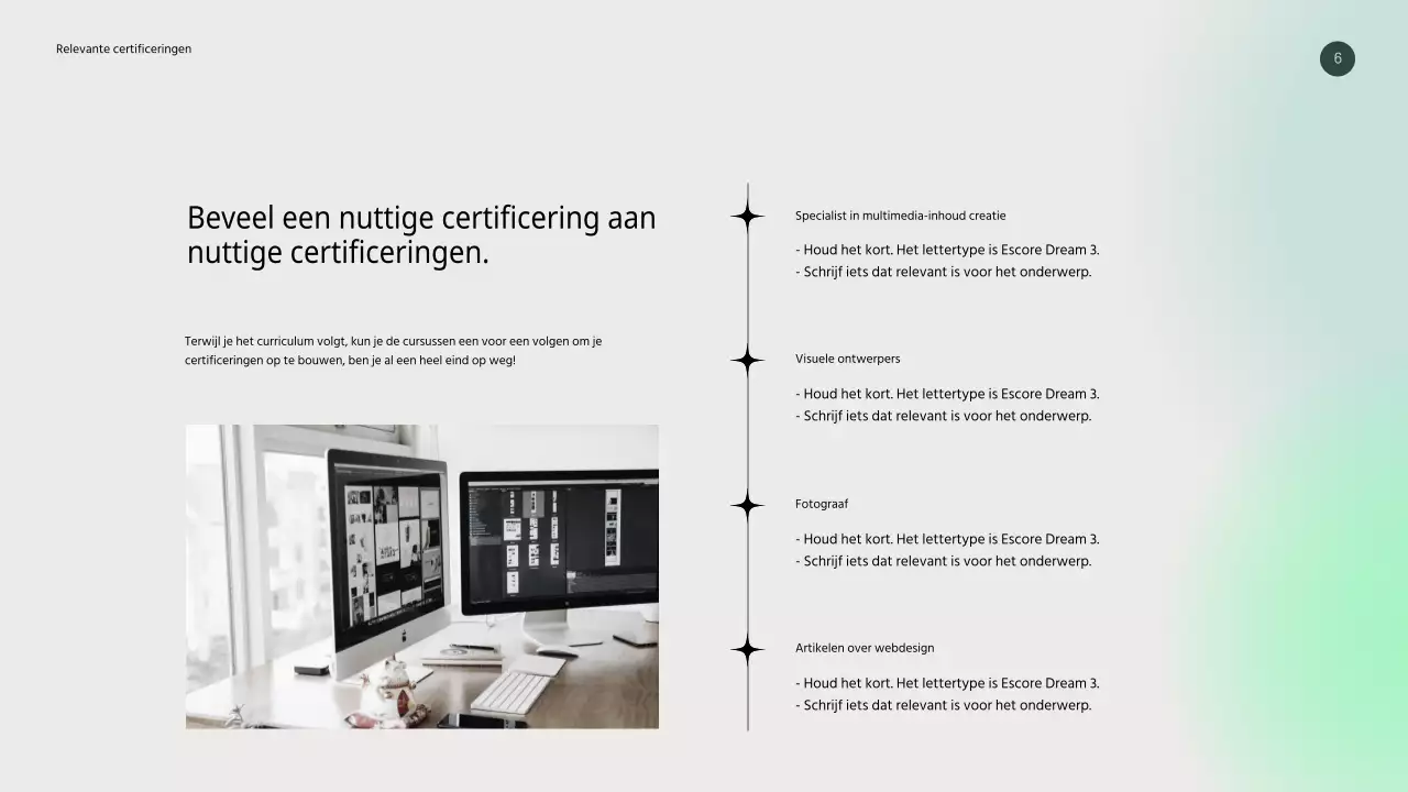 Media-afdeling en public relations PPT met verloopachtergrond
