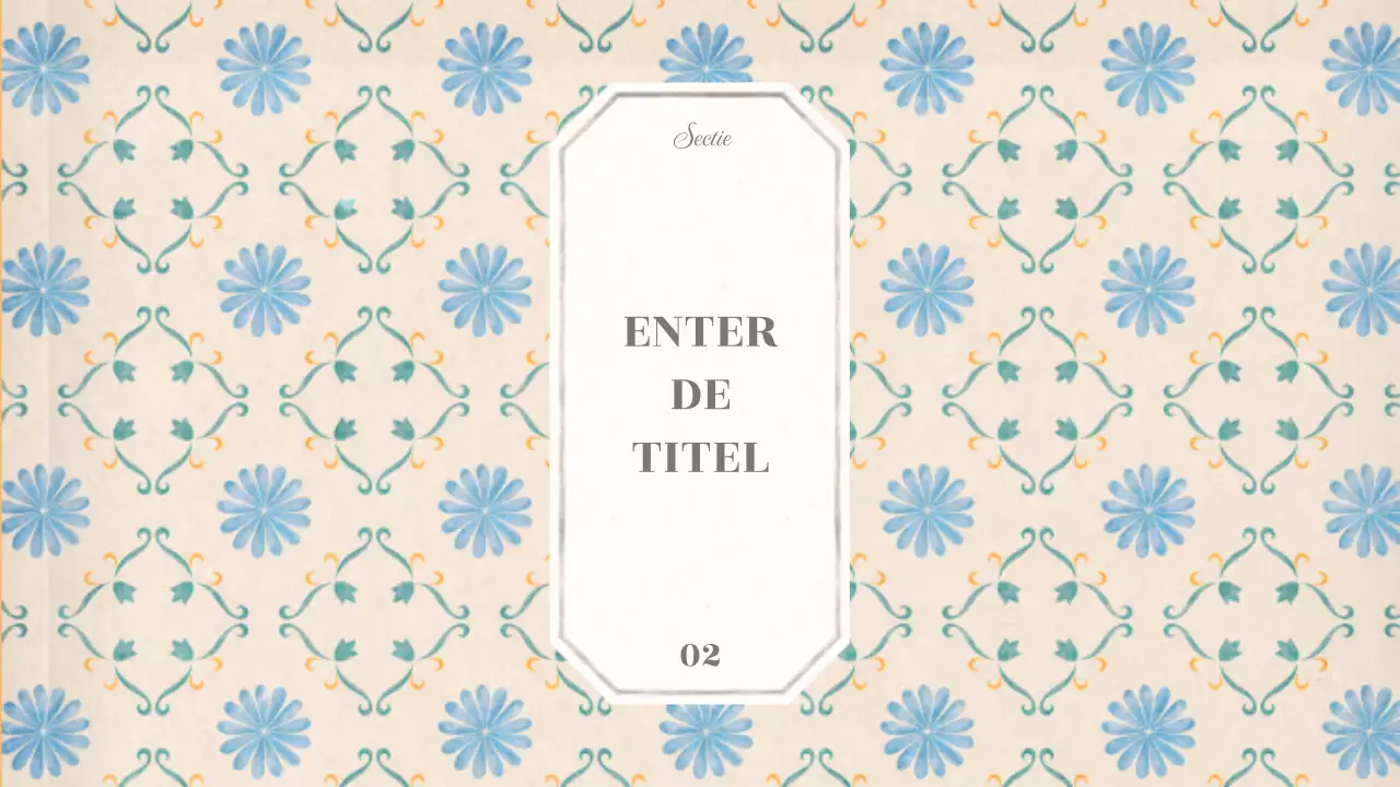 Emotionele conceptuele basislay-out met vintage behangpatroon in beige en lichtblauw