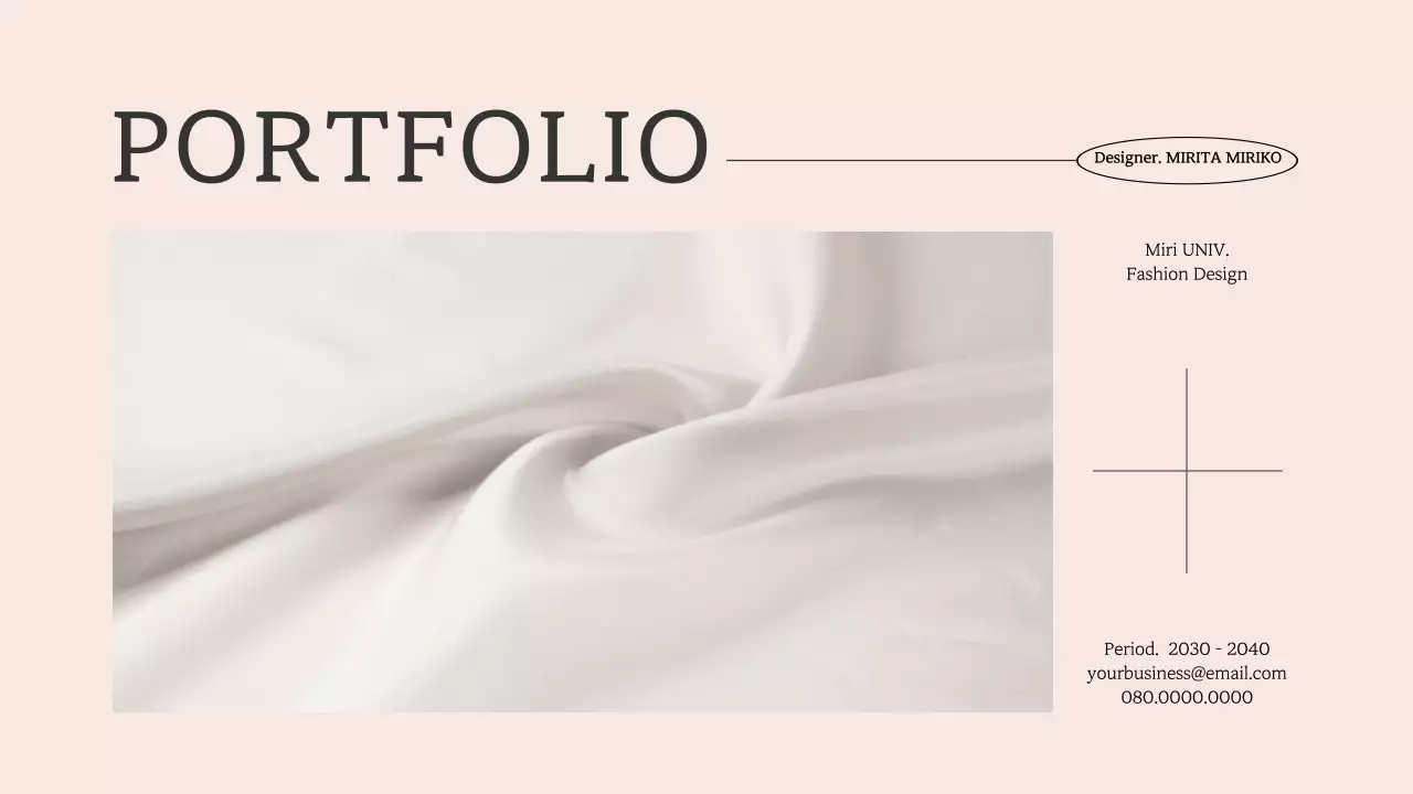 白 モダン ファッション ポートフォリオ プレゼンテーション