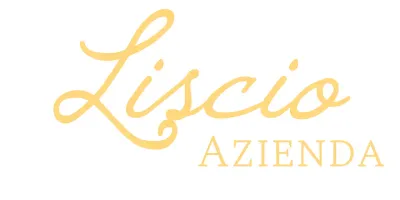 Logo aziendale in un lussuoso carattere corsivo in giallo chiaro.