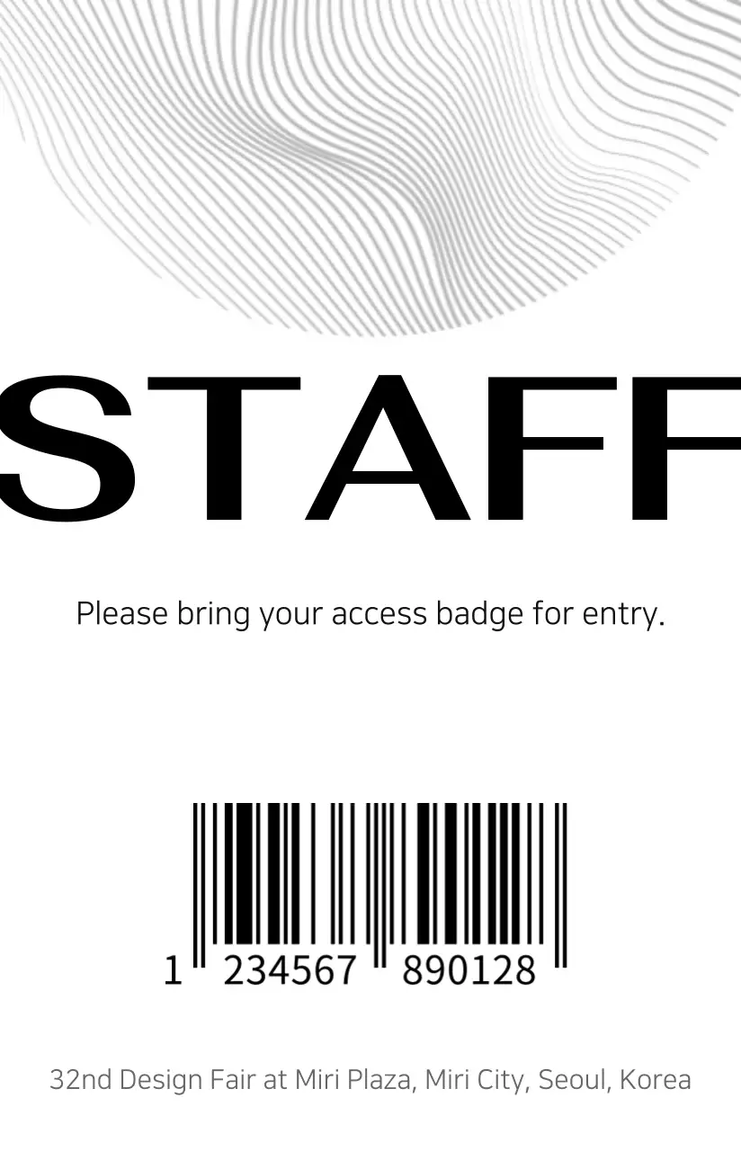 Event attendee with a design concept of lines and shapes