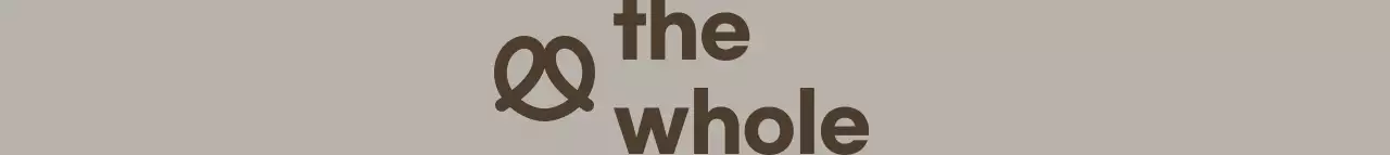 Untuk promosi kafe yang bersih dengan skema warna dan logo yang lembut