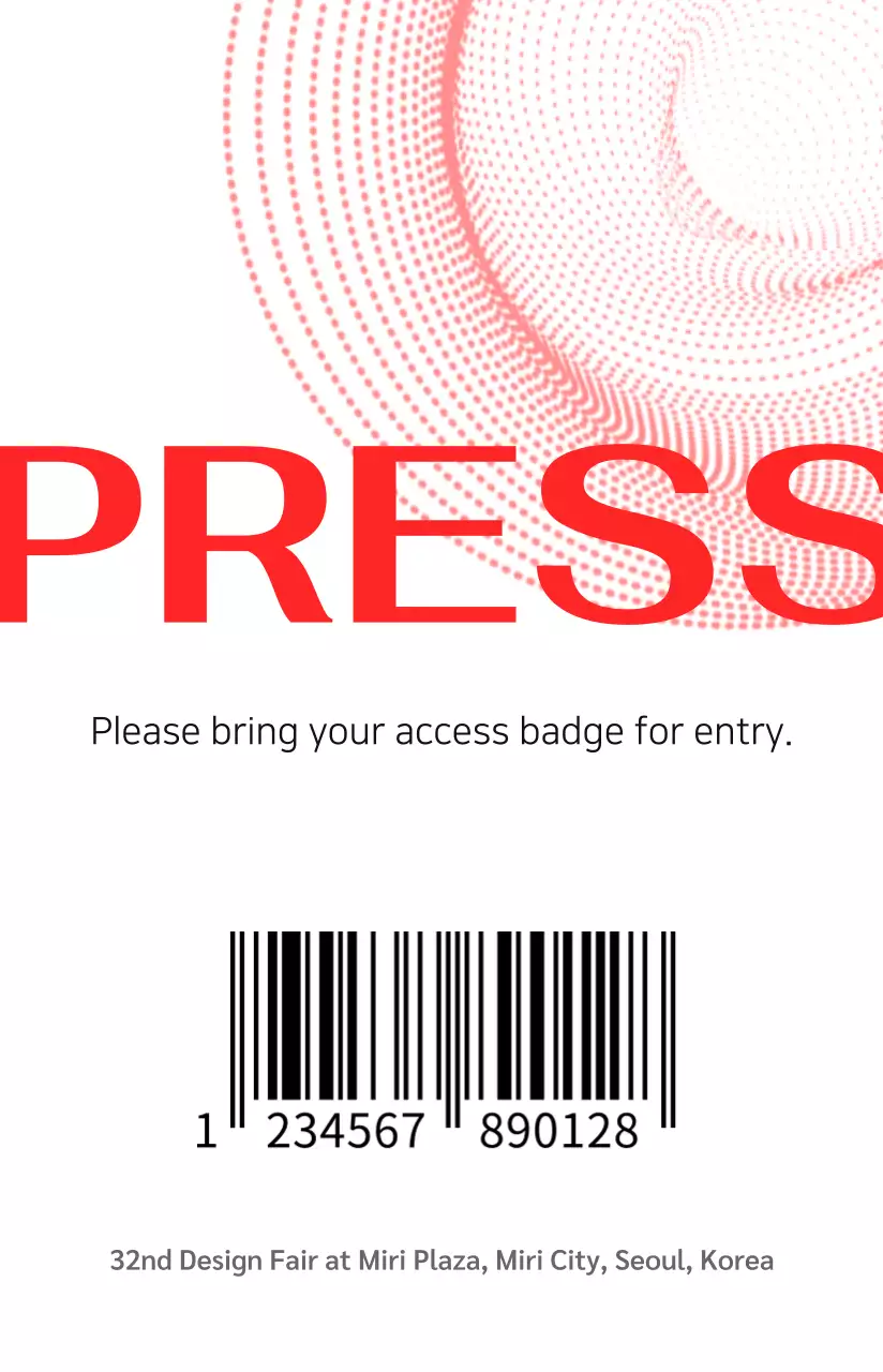 Event attendee with a design concept of lines and shapes