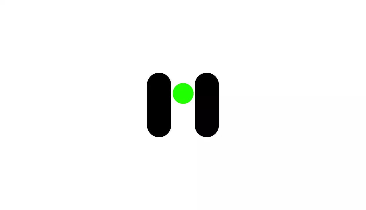 黒を基調としたシンプルなアルファベットRが入ったシンプルでベーシックな名刺。