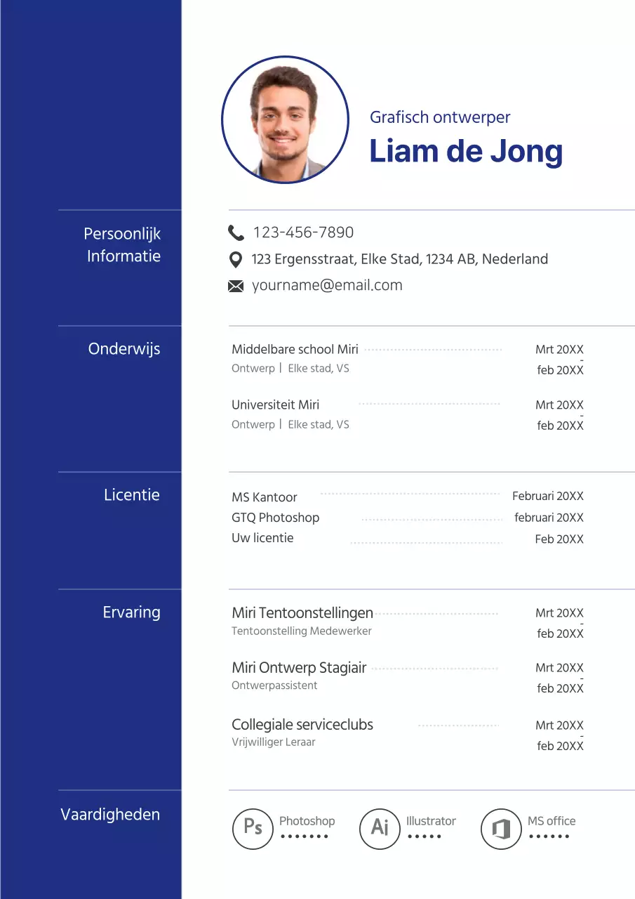 Een strak, eenvoudig concept cv-formulier in blauw.