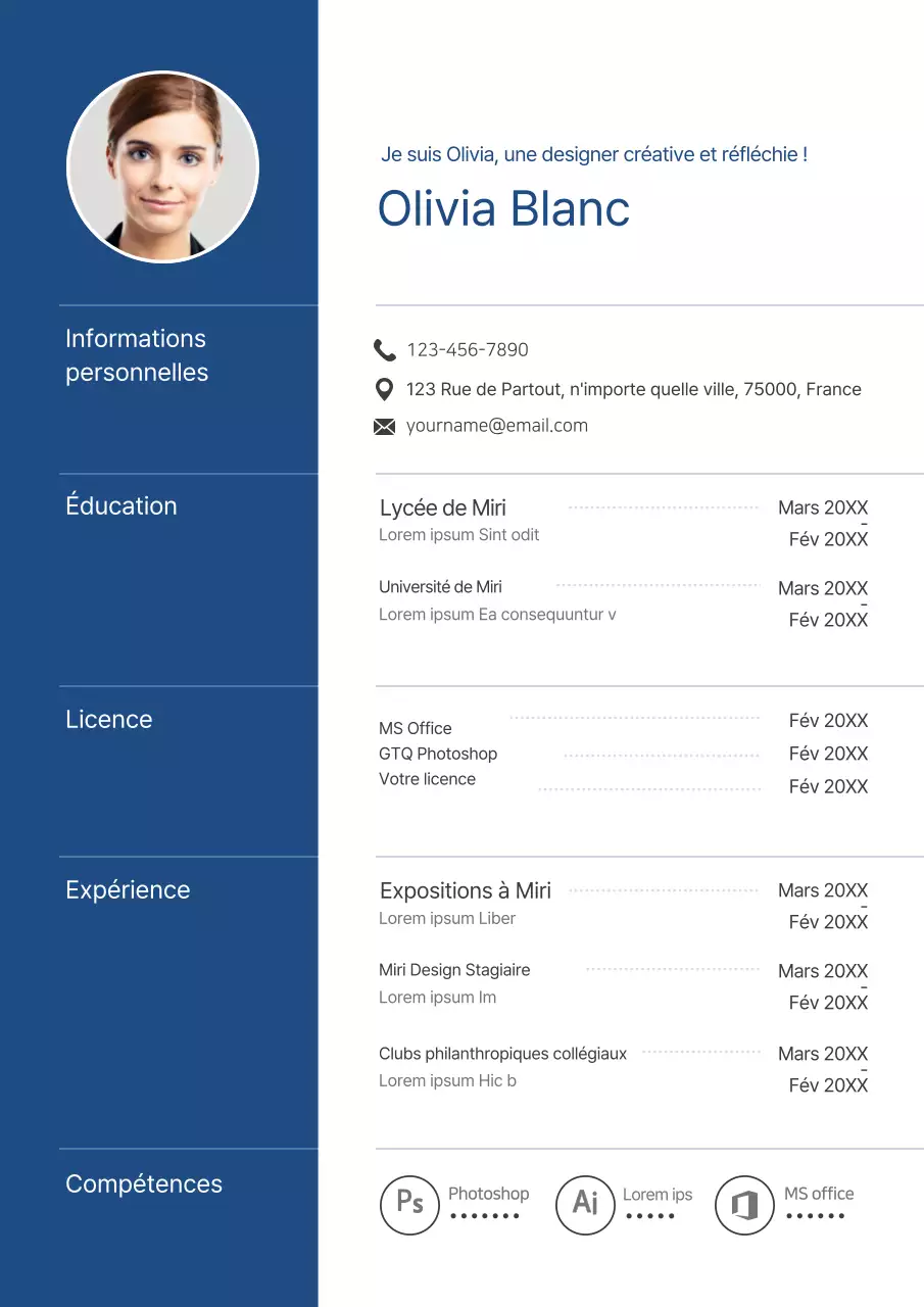 Un formulaire de CV au concept simple et épuré, en bleu.