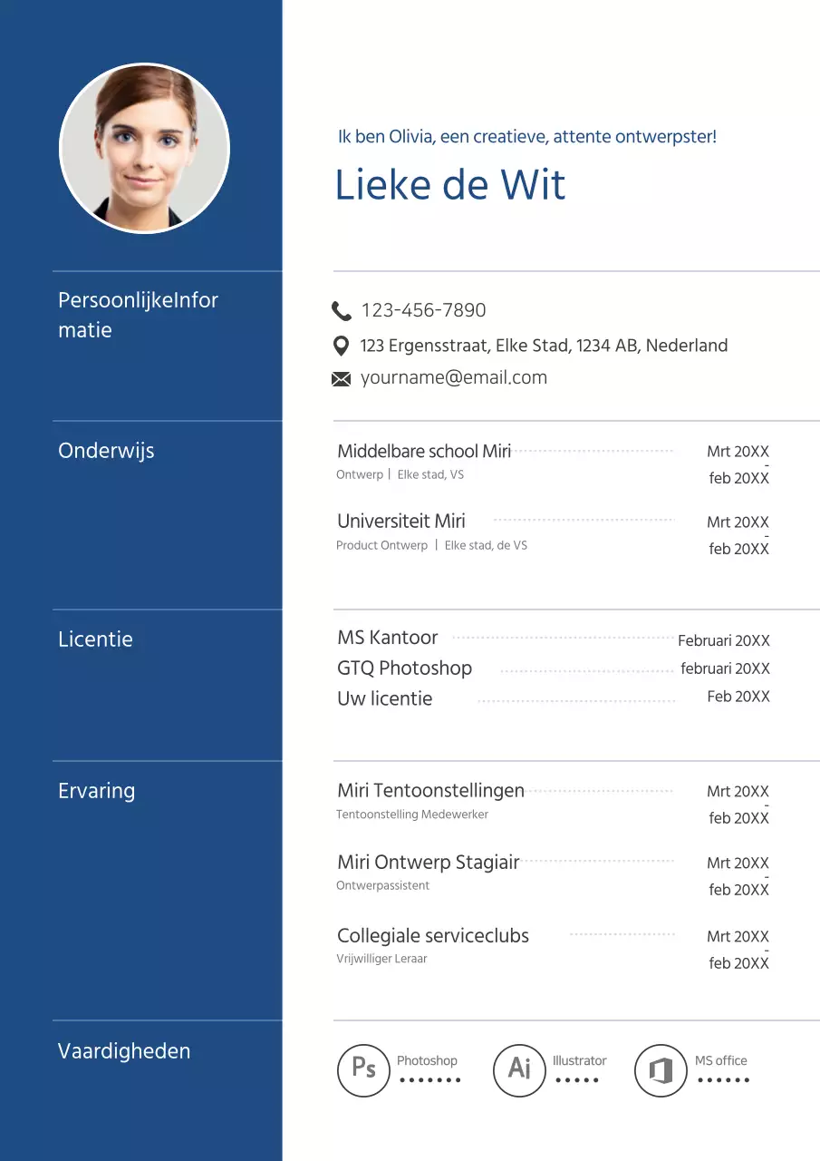 Een strak, eenvoudig concept cv-formulier in blauw.