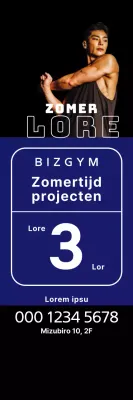 Windbanner voor zomerevenement met blauwe vierkanten en een atletische man op een zwarte achtergrond