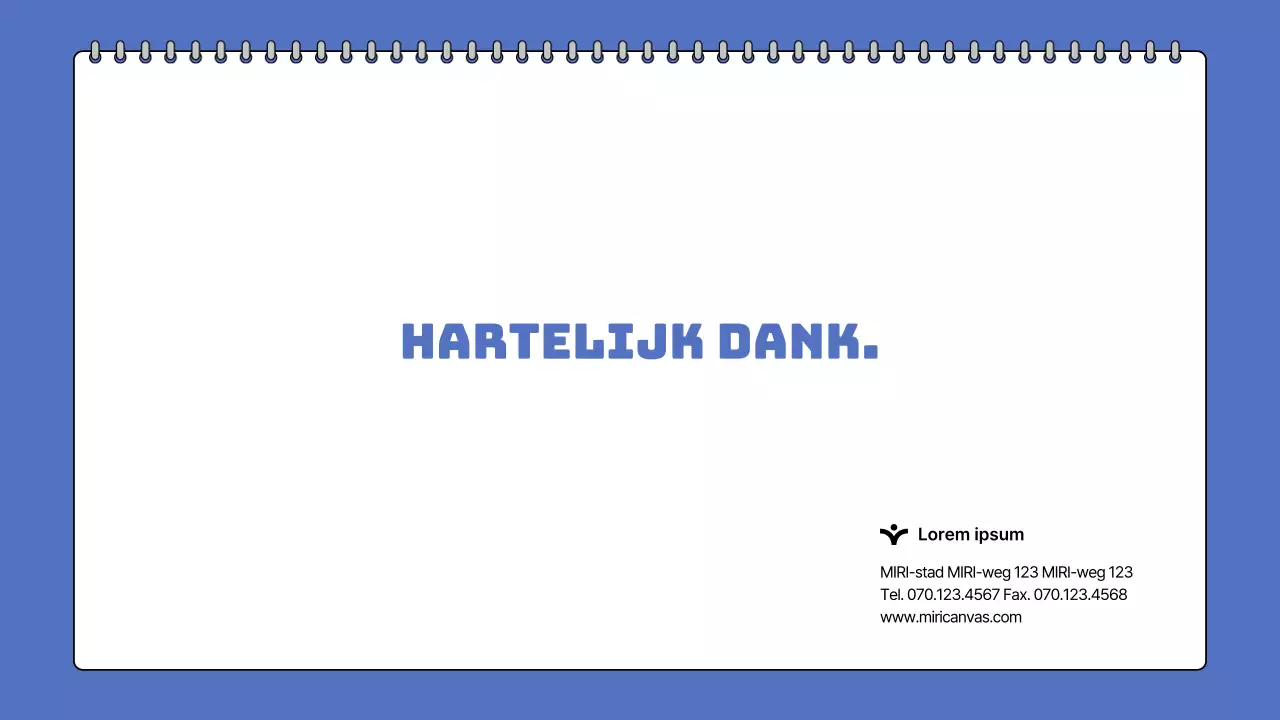 Jongeren leren hun zelfbegrip uit te drukken in kleurrijke schetsboekkaders