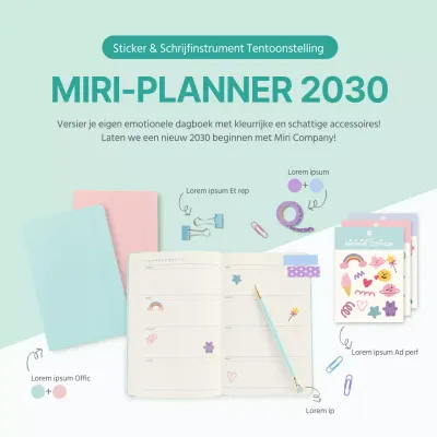 Een tentoonstelling van mintkleurige dagboeken en schrijfinstrumenten