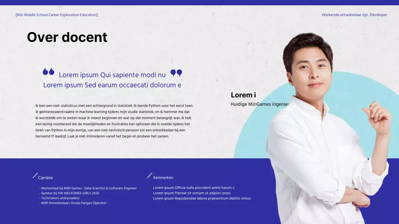 Blauw getinte ontwikkelaar training in loopbaanverkenning