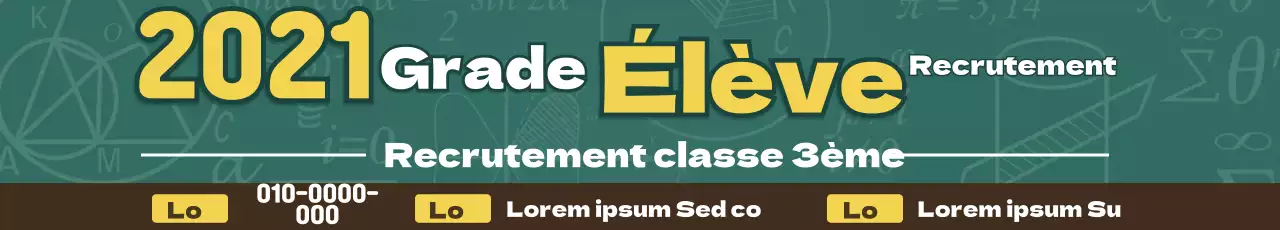 Tableau noir avec des lettres vertes Recrutement d'élèves à l'école.