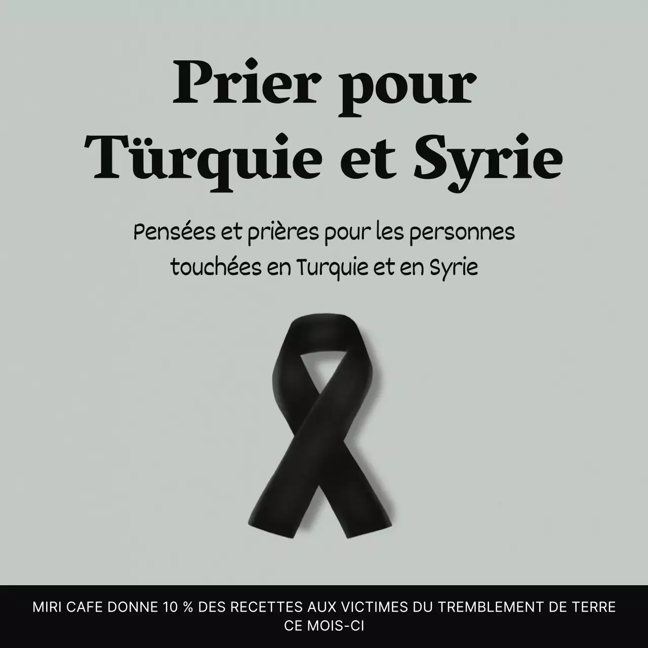 Libellé du mémorial syrien en gris et noir en Turquie