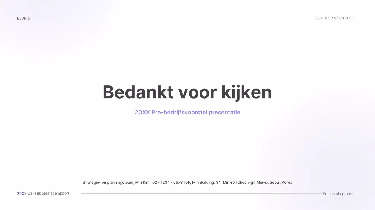 Paarse, driedimensionale UI-concept zakelijke presentatie kit