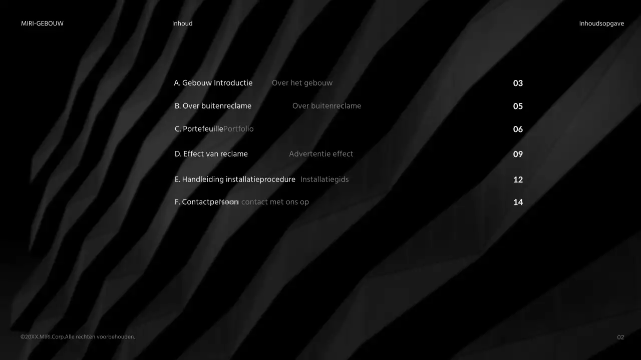 Een strakke zwarte en oranje bouw advertentie product briefing