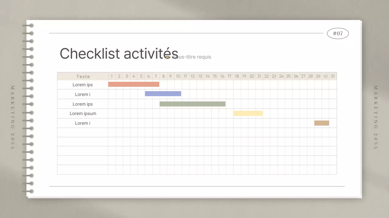 Compte rendu de réunion d'étude de marché dans un simple carnet de notes de couleur beige